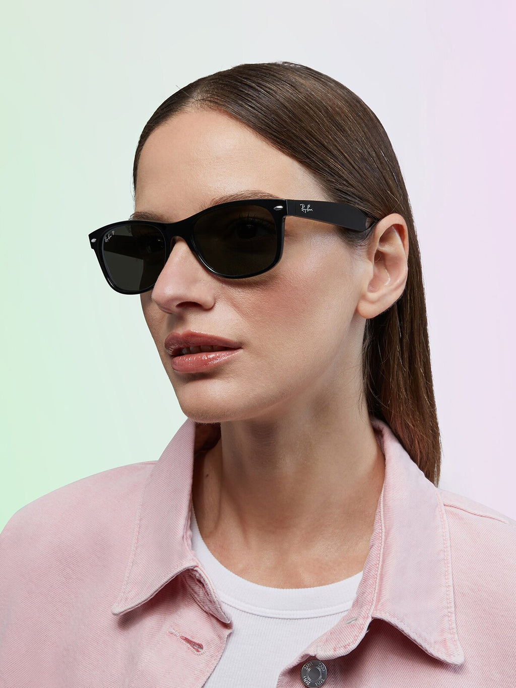 Ray-Ban RB2132 New Wayfarer Classic