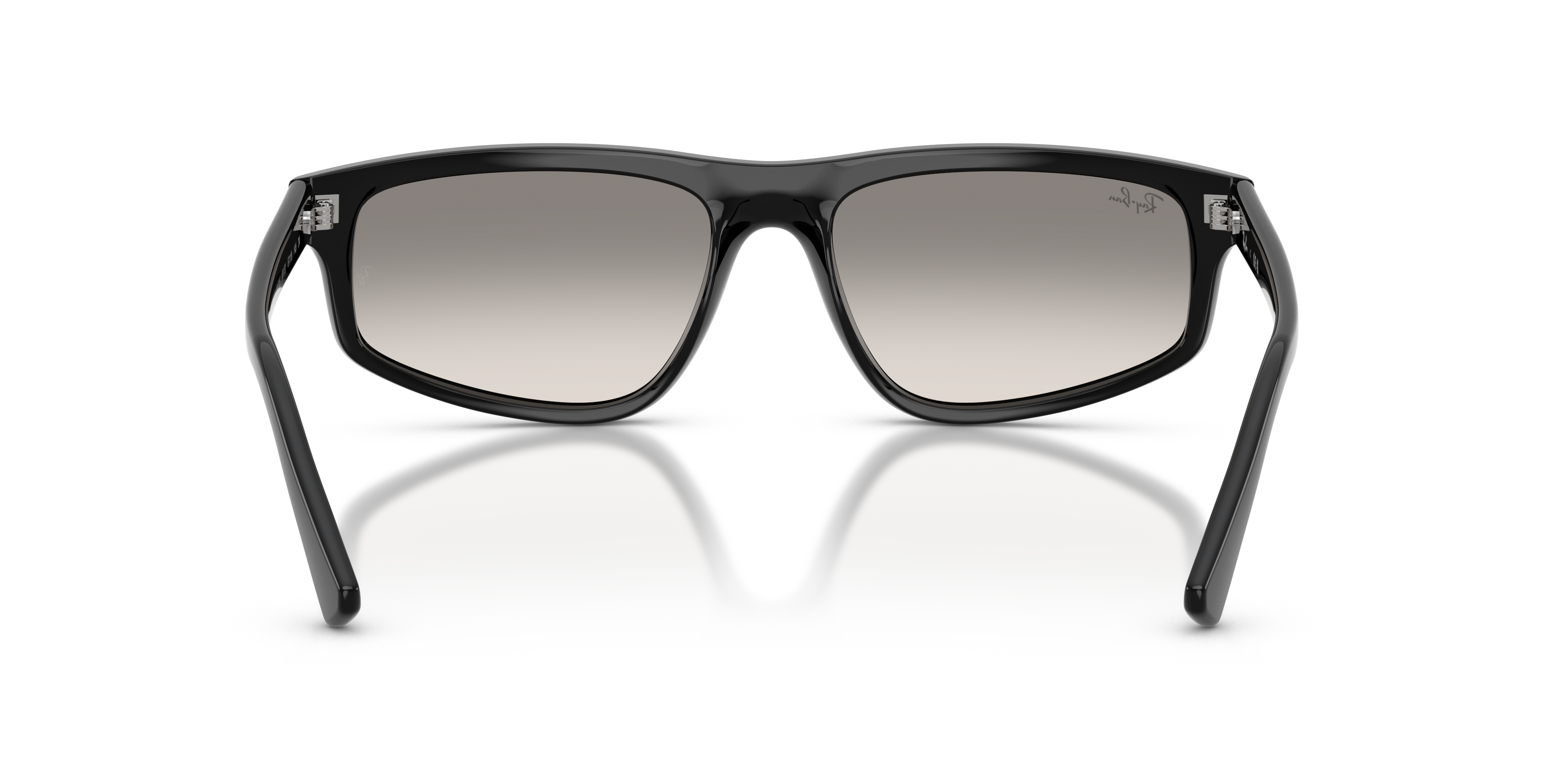 Ray-Ban RB2225