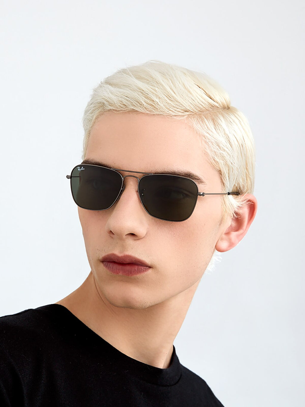 Ray-Ban RB3136 Caravan